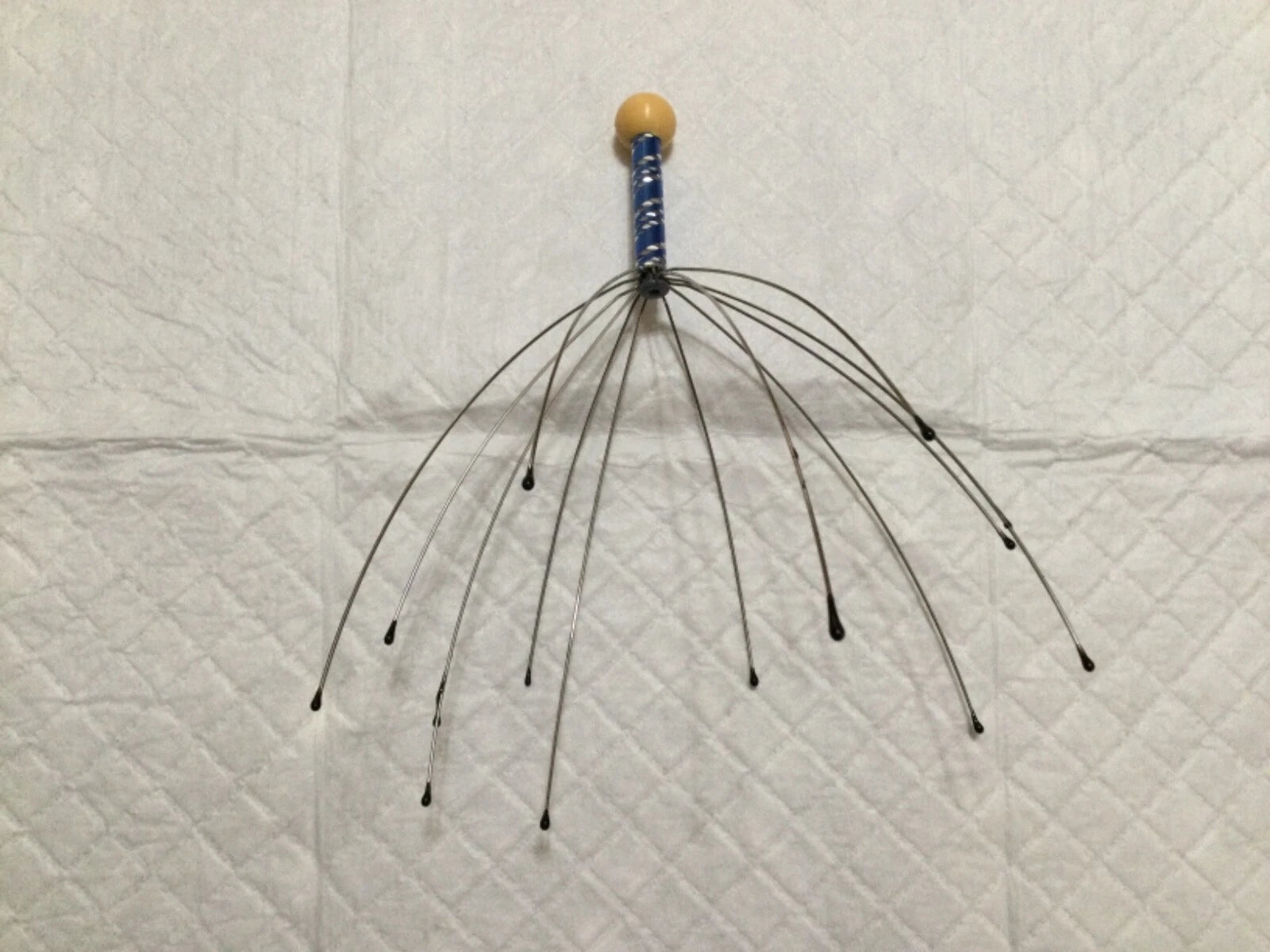 Massager Head Scratcher Scalp Octopus Therapeutic Relief for Deep Relax