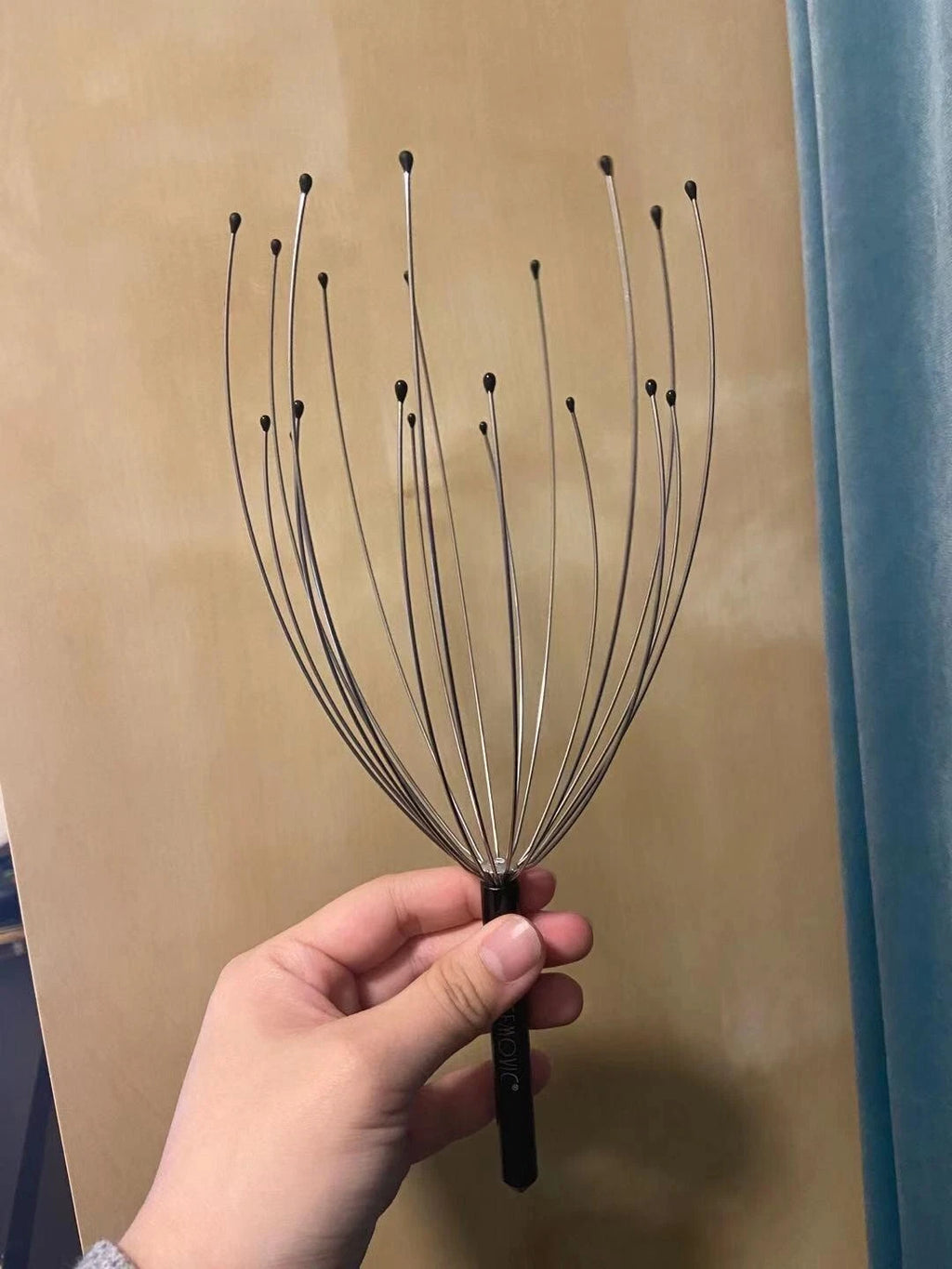 Head Massager Scratcher Tingler with 20 Fingers for Hair Scalp Deep Relaxation