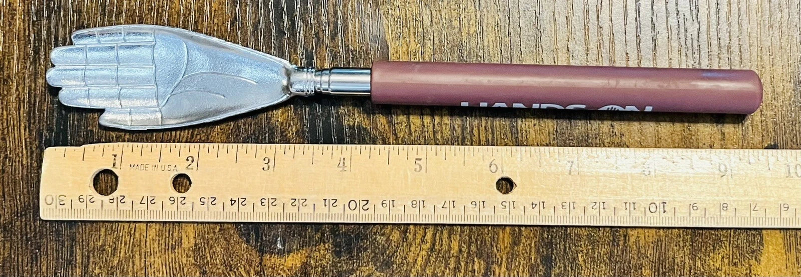 Vintage Hands On Hand Back Scratcher Silver Tone Telescopic 22” L Extended