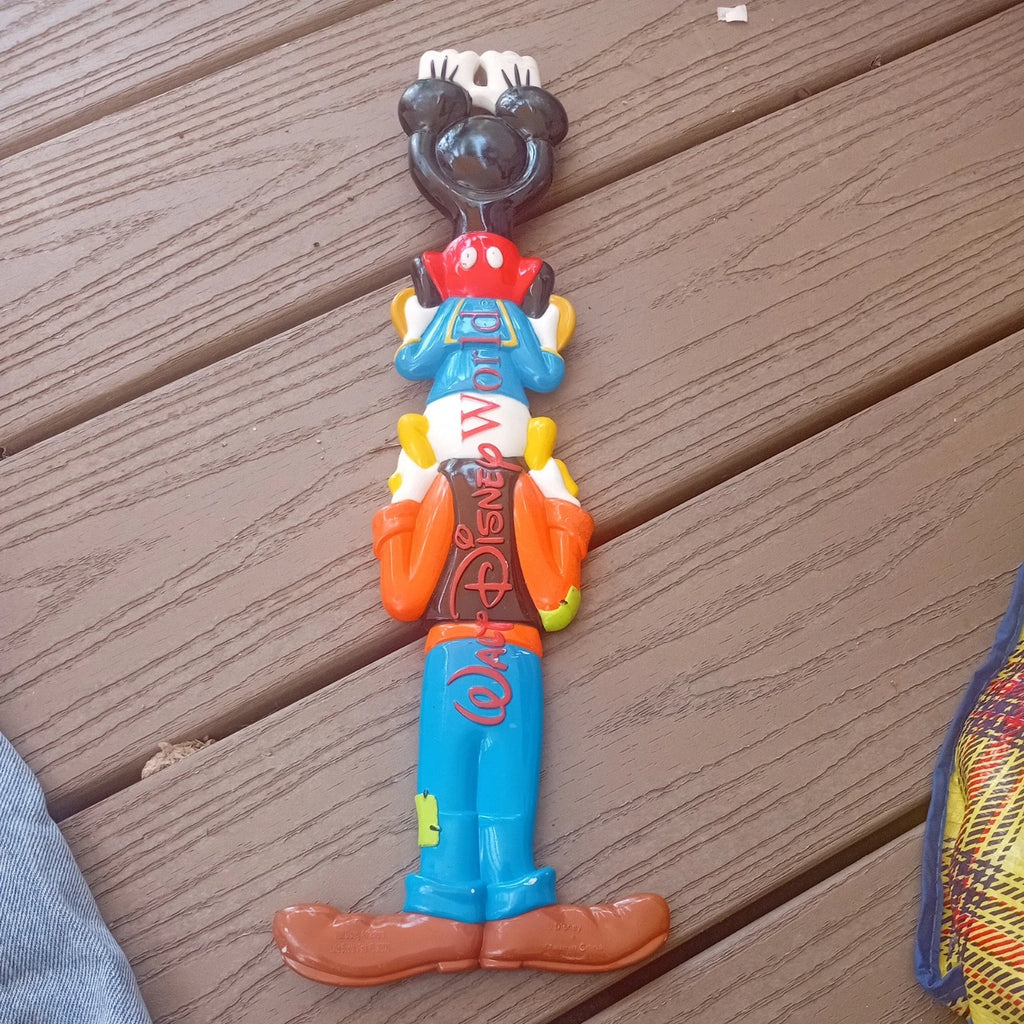 Walt Disney World Plastic Back Scratcher Mickey Mouse, Donald Duck, Goofy 15"