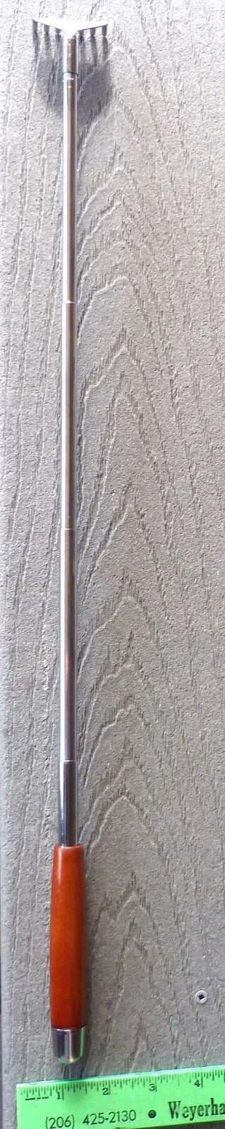 Telescoping Back Scratcher wood handle metal arm & 7-finger scratching hand
