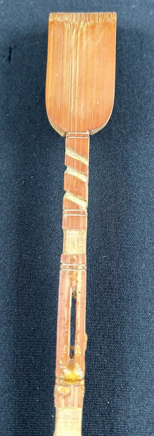 Vintage Carved Wooden Back Scratcher 15" L Repaired
