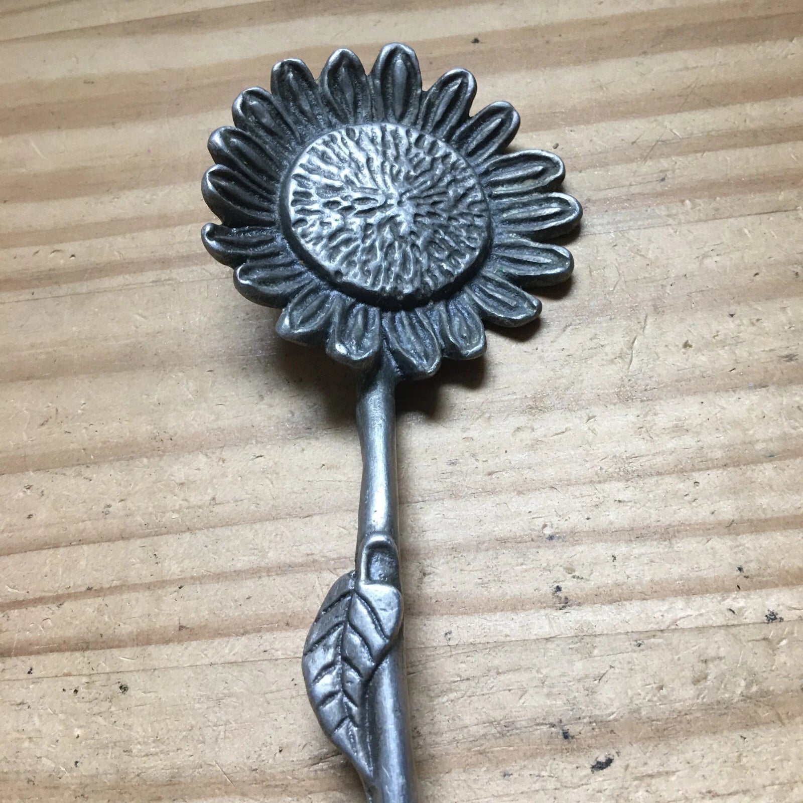 Vintage 1960s Cast aluminum Sunflowers Shape Back Scratcher 12"L x 3"W