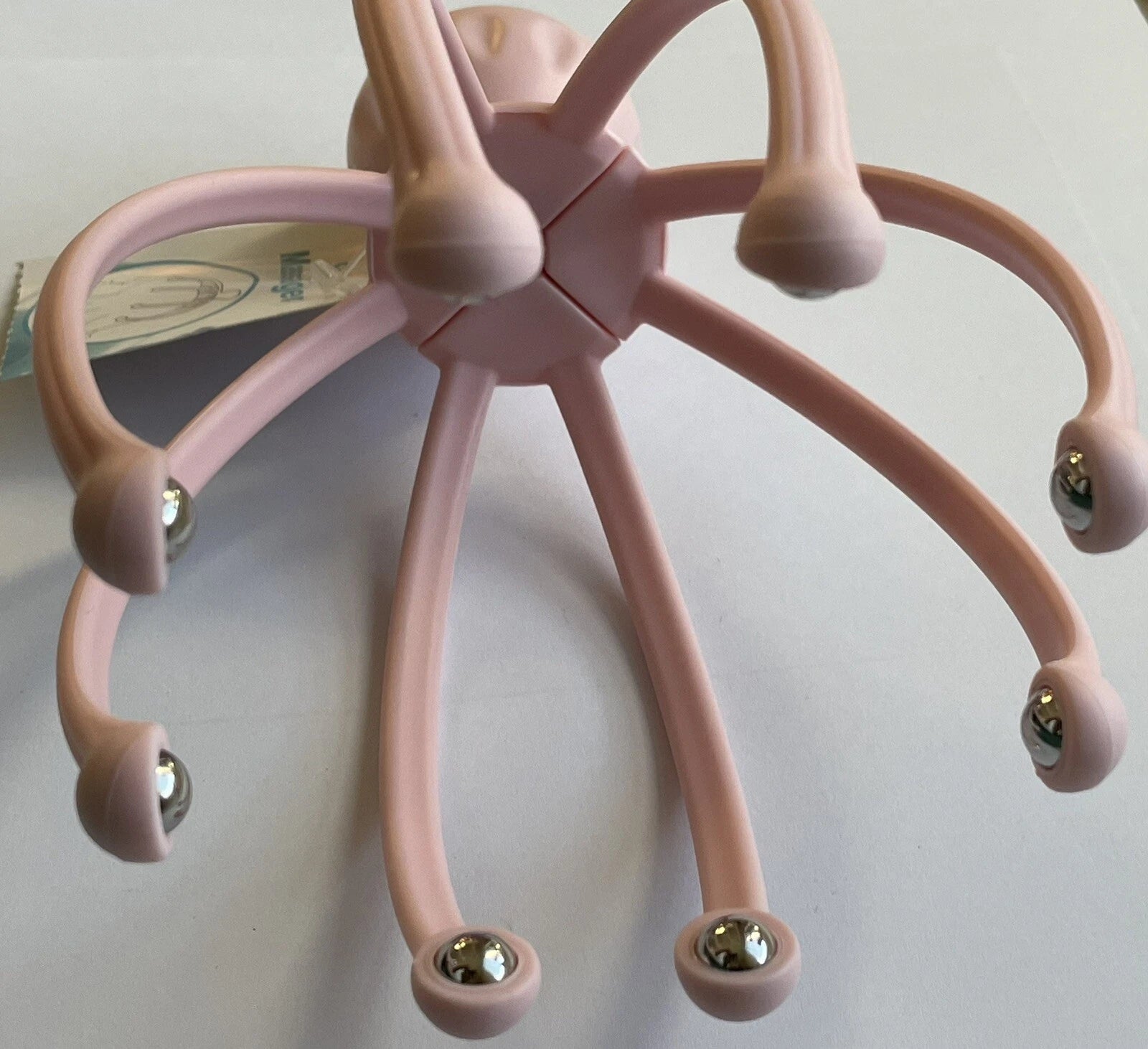 Head Massager/Scratcher, Massaging Scalp Help Relax, Calm Stress, w/ Steel Ball