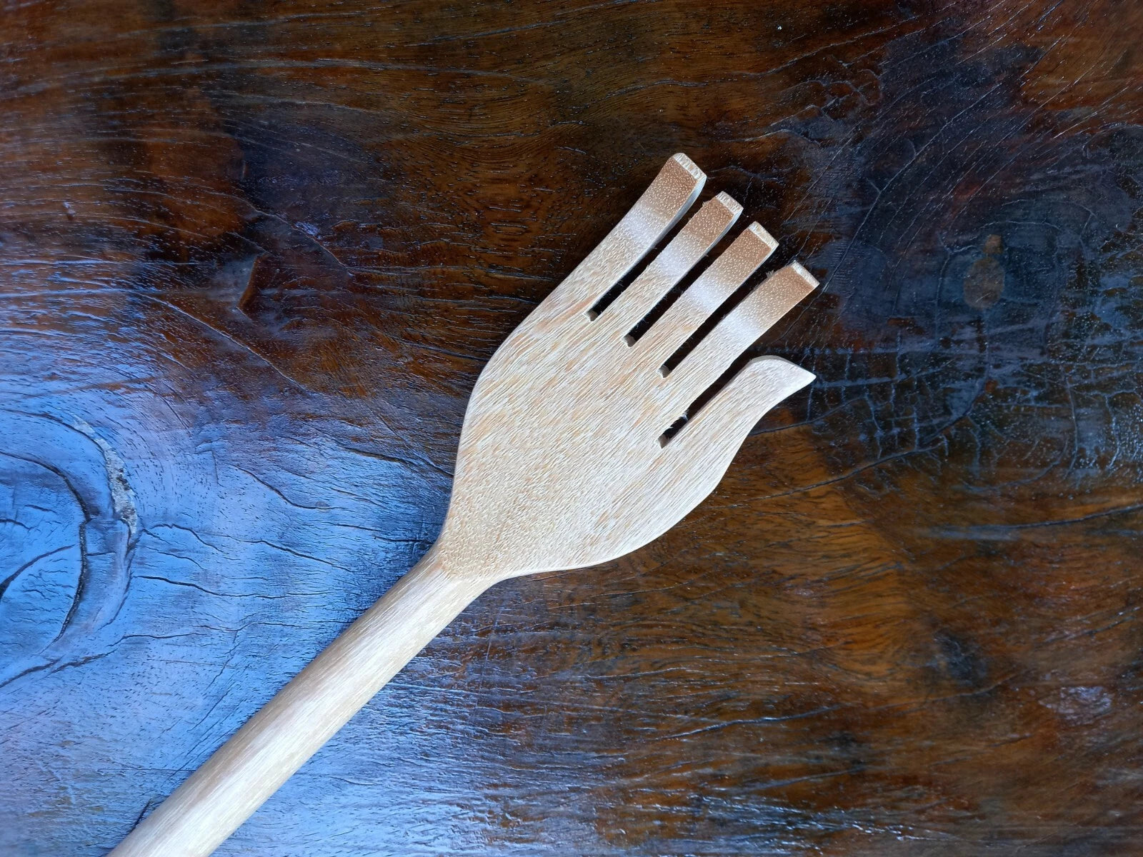 Woodden Itch Therapeutic Relaxer Back Scratcher