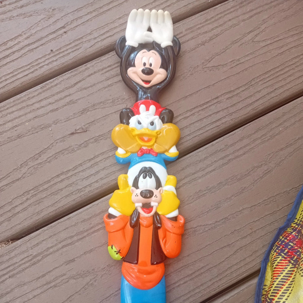 Walt Disney World Plastic Back Scratcher Mickey Mouse, Donald Duck, Goofy 15"