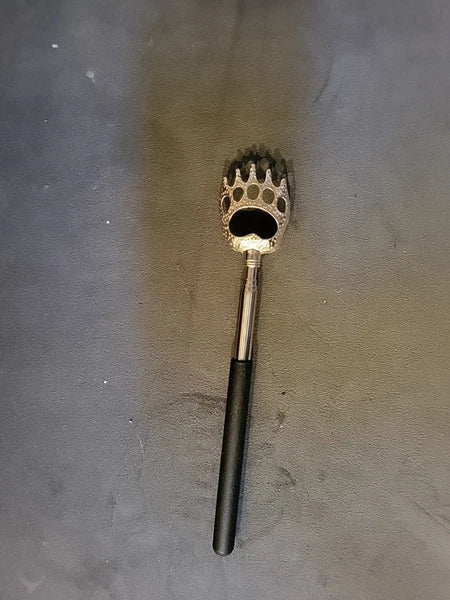 D.M. Merchandising ‎Bear-CLAW Back Scratcher telescoping from 8.5”-23” black