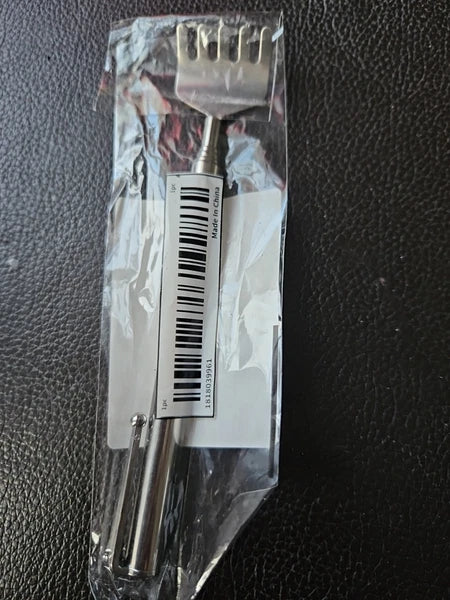 Marksman Hand Claw Pen Style Silver Back Scratcher Metal Extending Extendable
