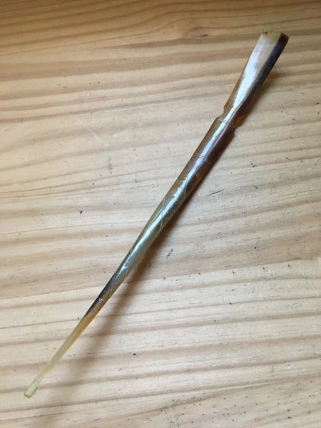 Vintage Light Natural Brown Horn Back scratcher Hand Etched Dragon 15.5"L x1.5"W