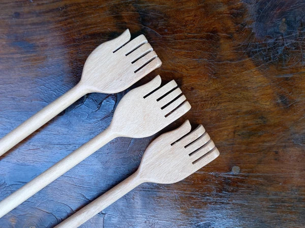 Woodden Itch Therapeutic Relaxer Back Scratcher